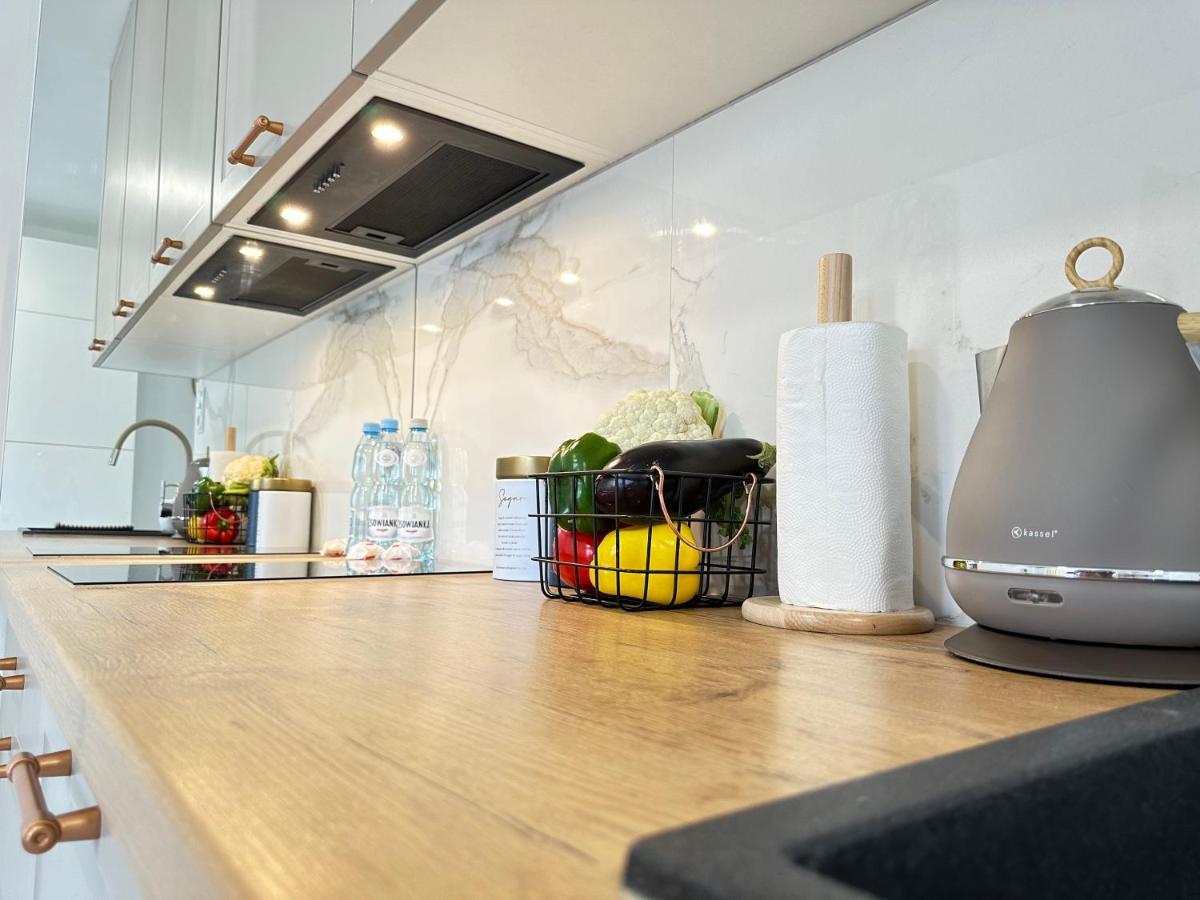 Moveen! Wynajem Apartamentow We Wroclawiu! 10 Minut Od Centrum Buitenkant foto