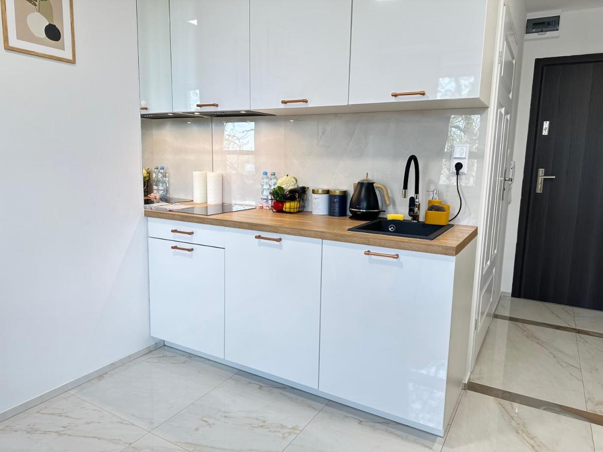 Moveen! Wynajem Apartamentow We Wroclawiu! 10 Minut Od Centrum Buitenkant foto