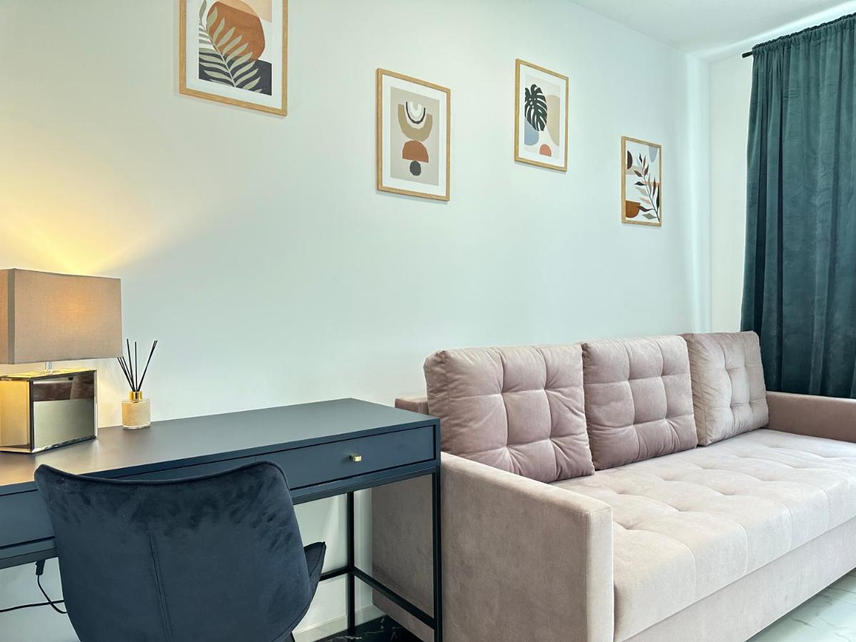 Moveen! Wynajem Apartamentow We Wroclawiu! 10 Minut Od Centrum Buitenkant foto