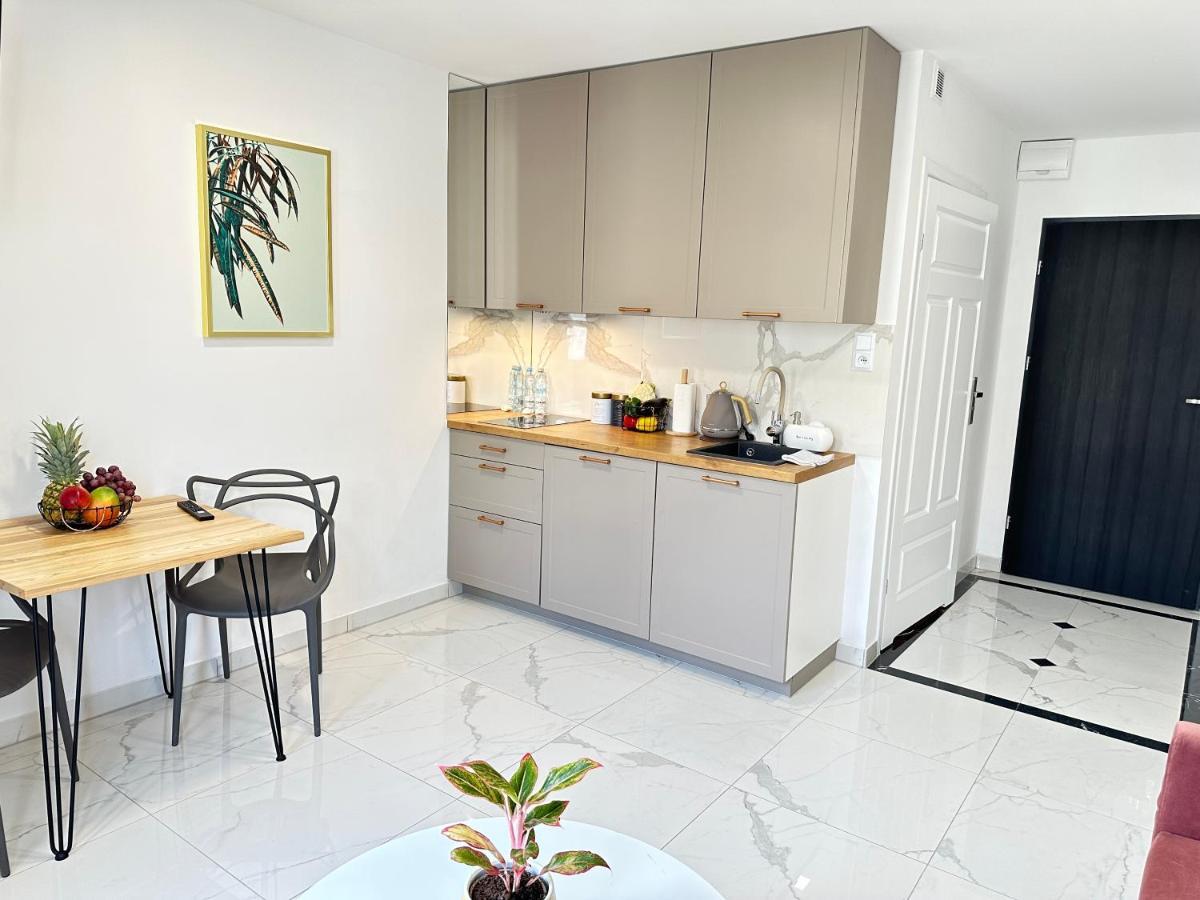 Moveen! Wynajem Apartamentow We Wroclawiu! 10 Minut Od Centrum Buitenkant foto