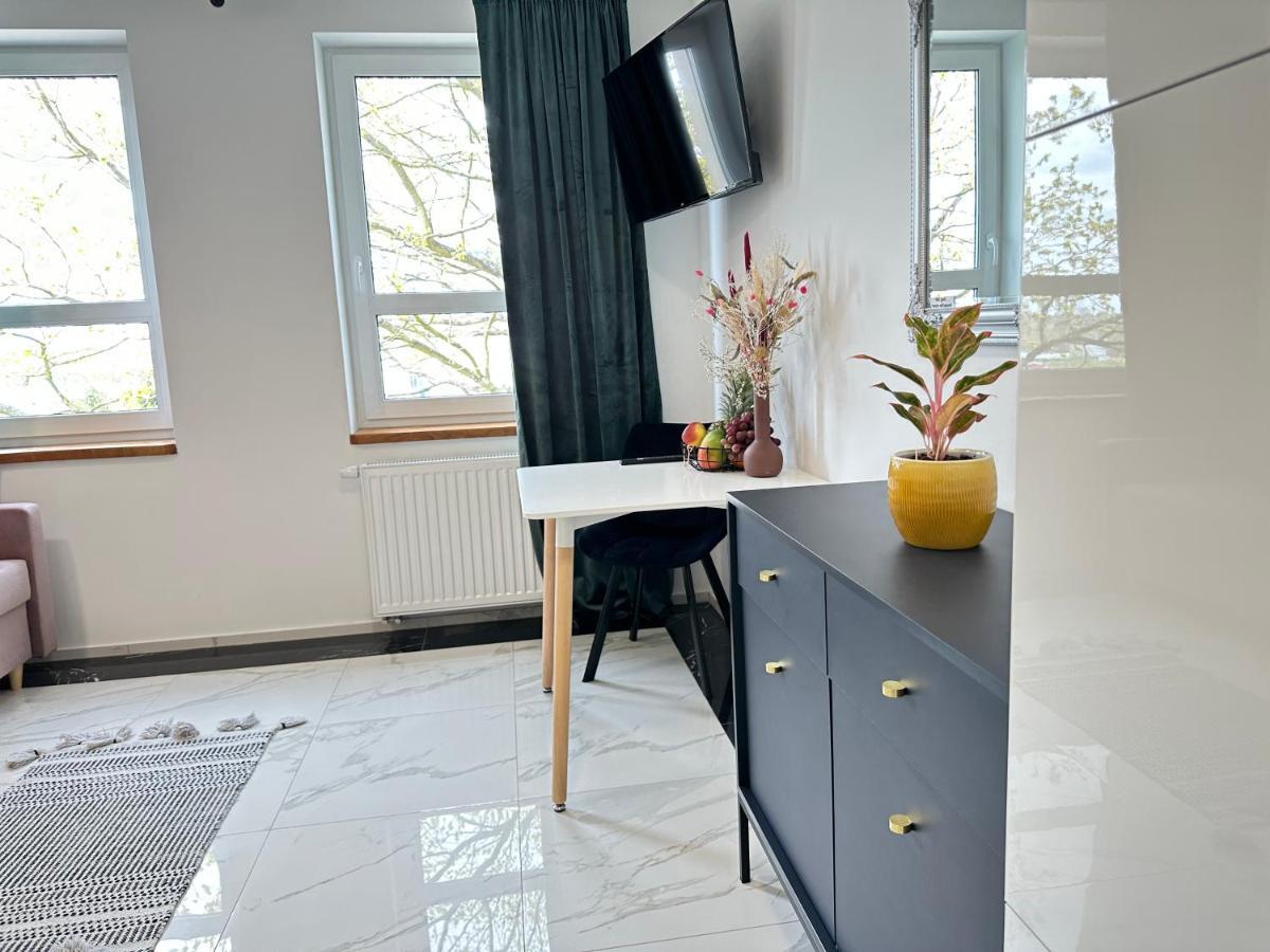 Moveen! Wynajem Apartamentow We Wroclawiu! 10 Minut Od Centrum Buitenkant foto