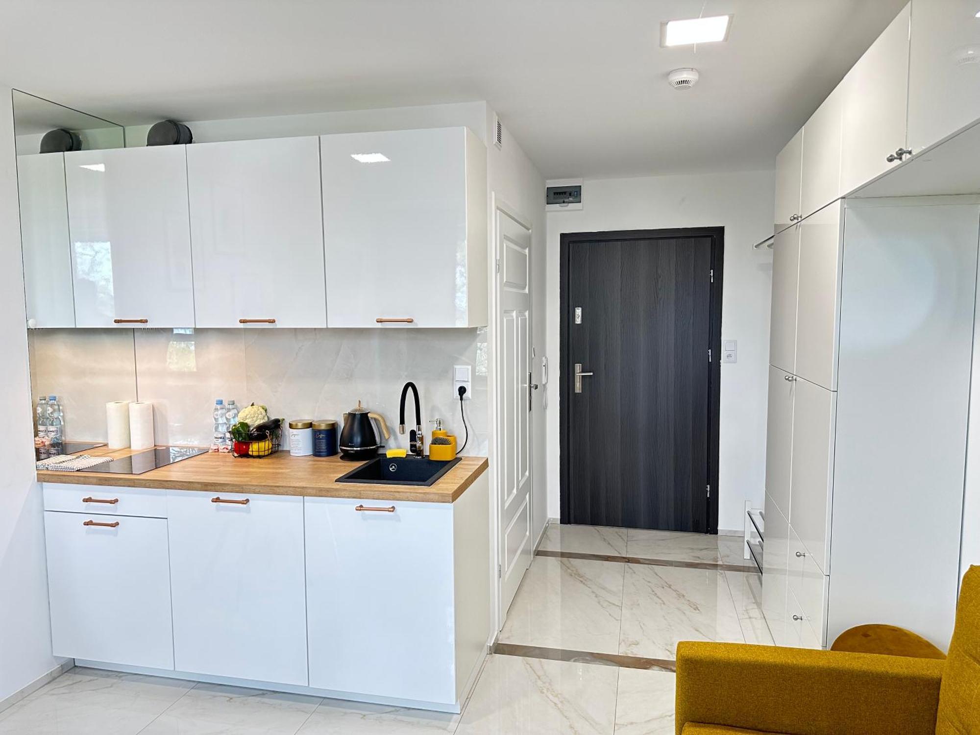 Moveen! Wynajem Apartamentow We Wroclawiu! 10 Minut Od Centrum Buitenkant foto