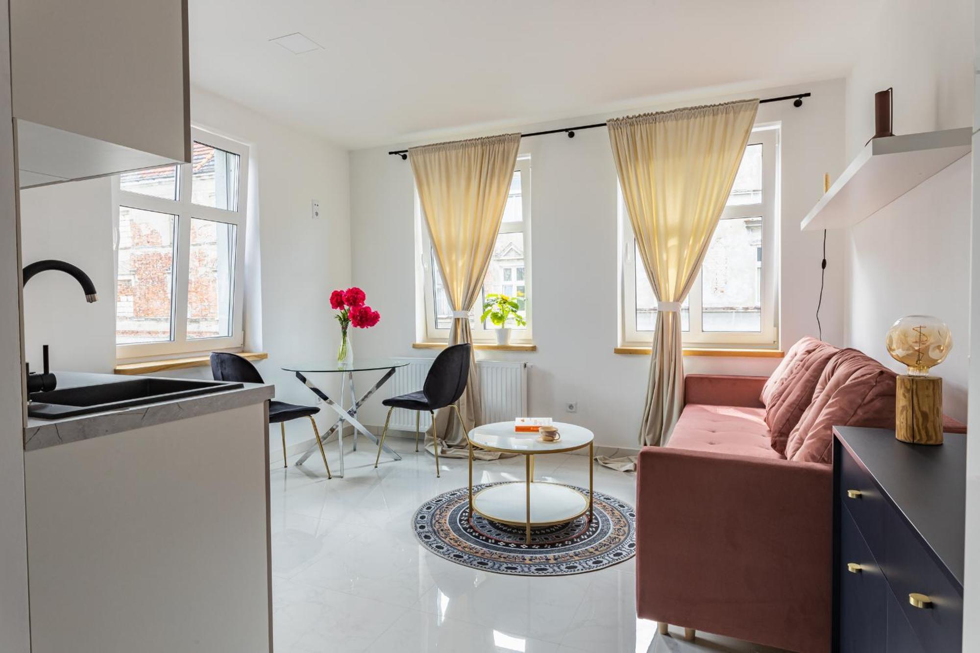 Moveen! Wynajem Apartamentow We Wroclawiu! 10 Minut Od Centrum Buitenkant foto
